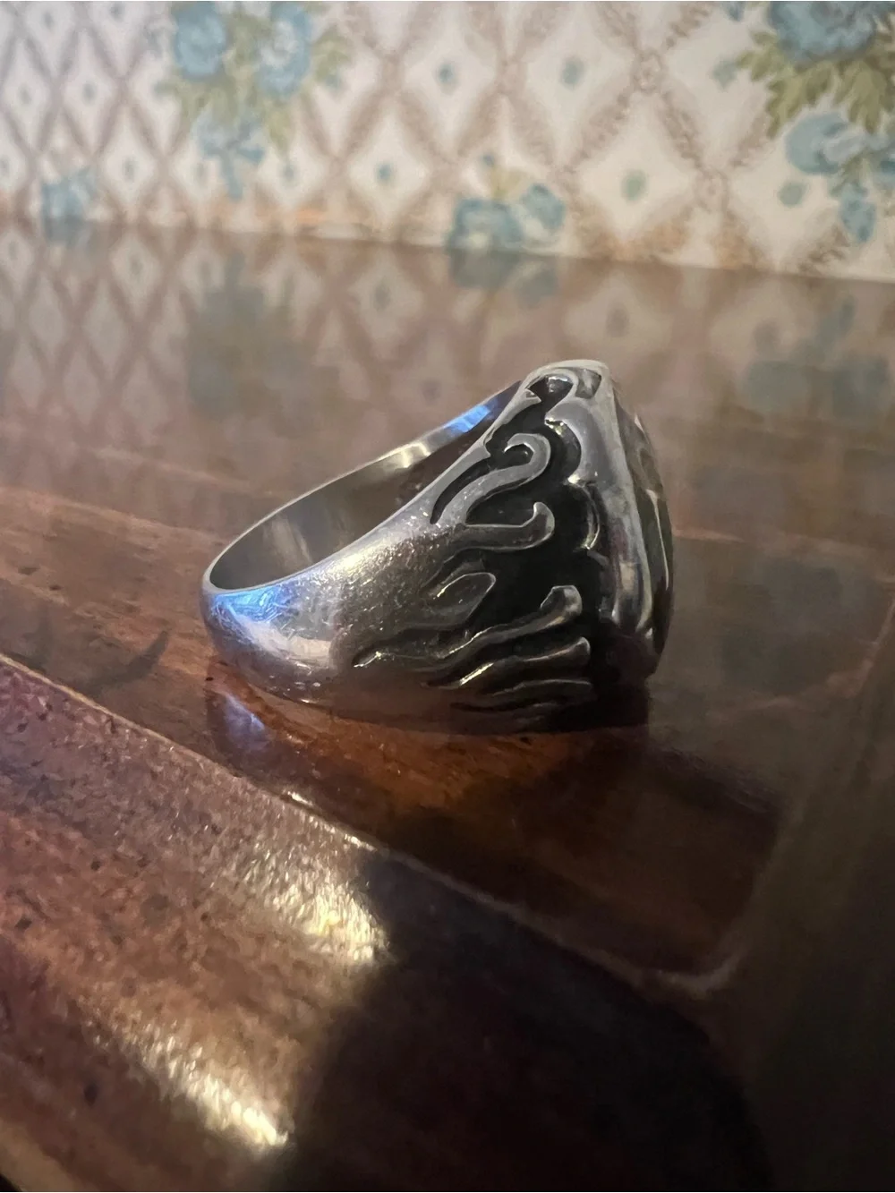 ⁠† Teutonic Templar Iron Cross Pattée Silver Ring - Black Enamel⁠